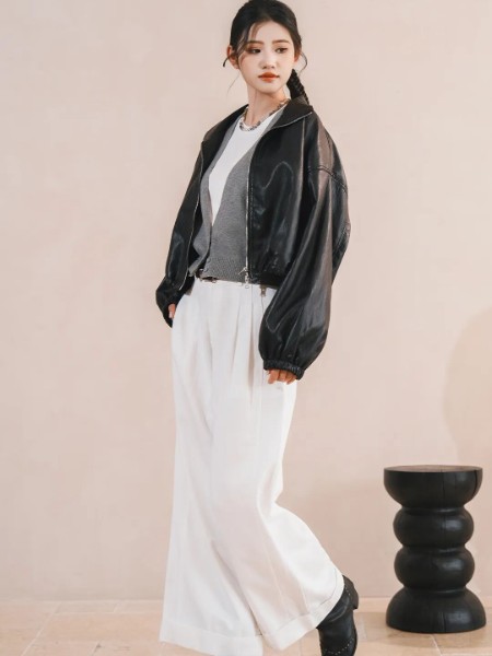 薇薇希(VIVIS)女装品牌最新产品展示