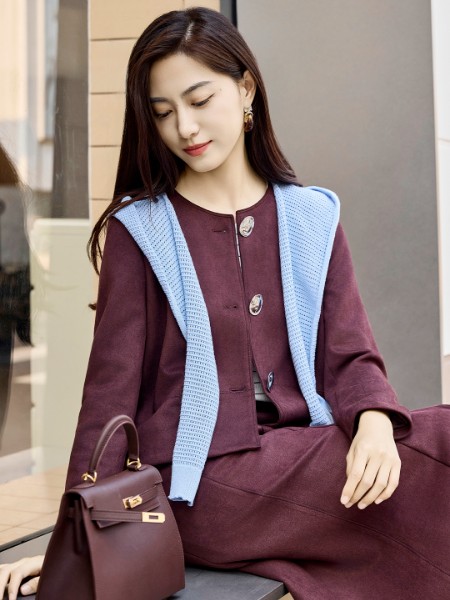 丝雨桐(SIYUTN)女装品牌2025最新产品展示