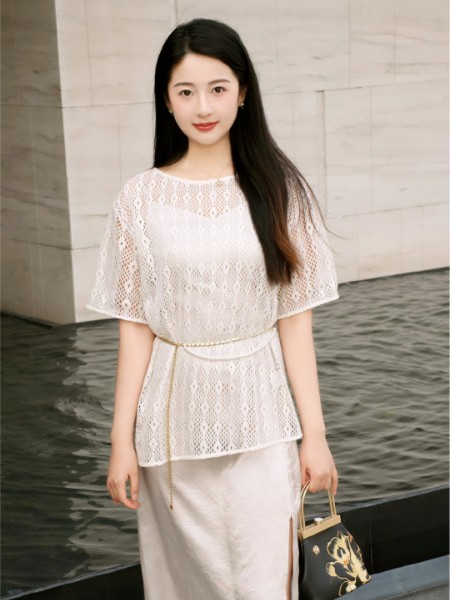 芭蒂娜 - BADINA(BADINA)女装品牌2025最新产品展示