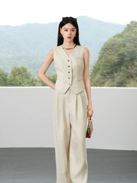 芭蒂娜 - BADINA(BADINA)女装品牌2025最新产品展示
