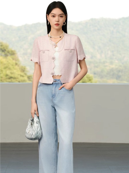 芭蒂娜 - BADINA(BADINA)女装品牌2025最新产品展示