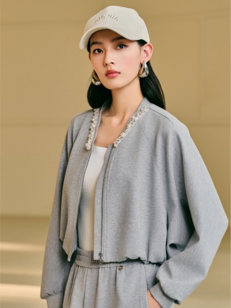 芭蒂娜 - BADINA(BADINA)女装品牌2025最新产品展示