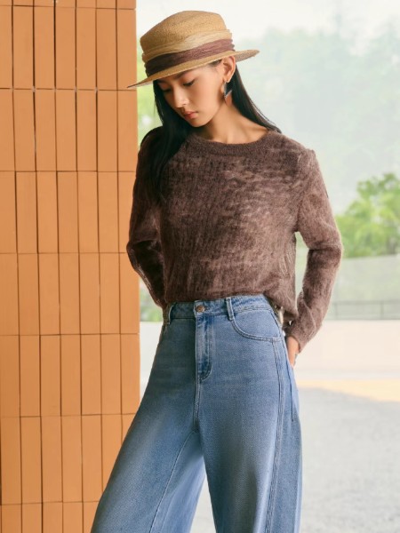 芭蒂娜 - BADINA(BADINA)女装品牌2025最新产品展示