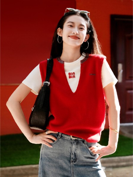 芭蒂娜 - BADINA(BADINA)女装品牌2025最新产品展示