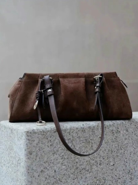 Charles&Keith箱包饰品品牌最新产品展示