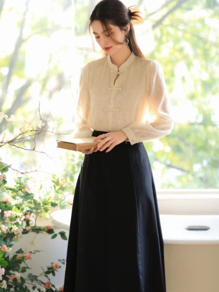 罗曼可女装品牌最新产品展示