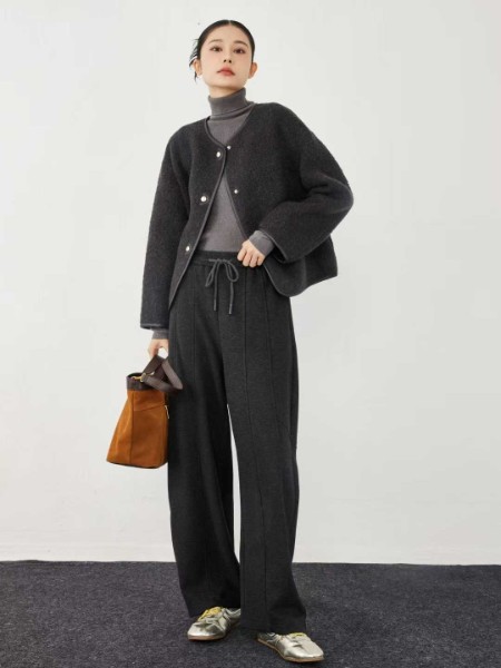 爱依莲女装品牌时尚轻奢气质长袖2025秋冬新款
