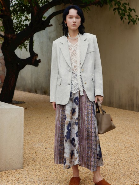 名实(MINGSHI)女装时尚文艺优雅2025秋冬新款