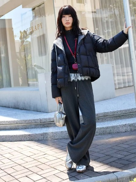 伊纳芙(LNLIFE)女装时髦潮流职场套装2025秋冬新款