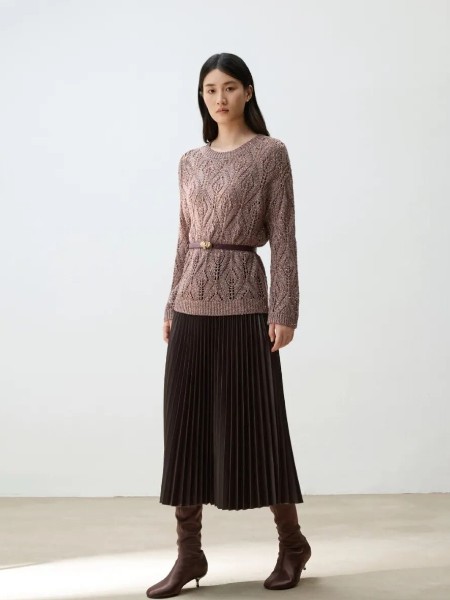 路卡西(LEUCOTHEA)女装品牌2025秋季最新产品展示