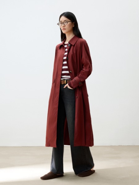 路卡西(LEUCOTHEA)女装品牌2025秋季最新产品展示