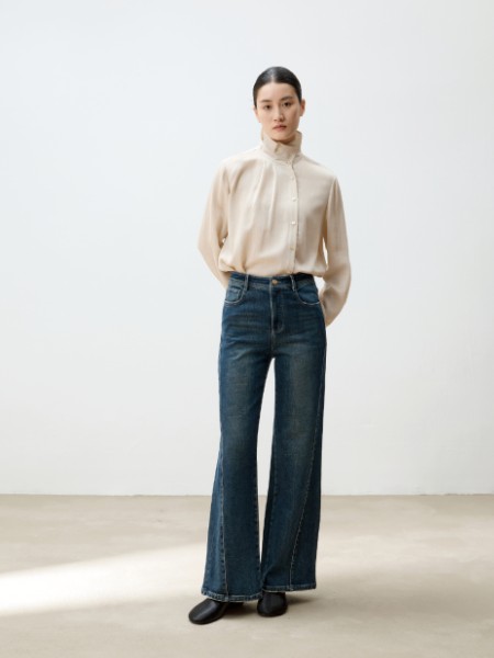 路卡西(LEUCOTHEA)女装品牌2025秋季最新产品展示