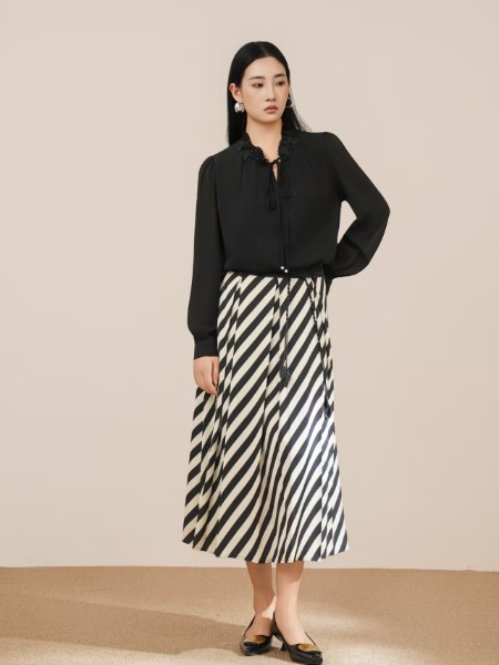 歌诗陌女装品牌2025秋季新品