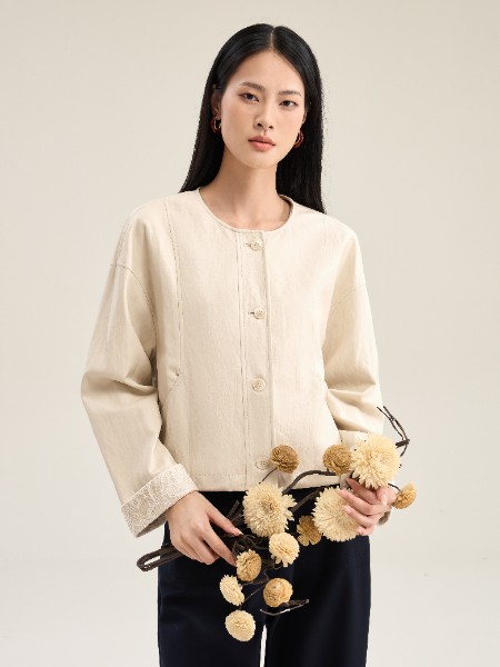 艾丽哲(Ailizhe)女装品牌2025秋季最新产品展示