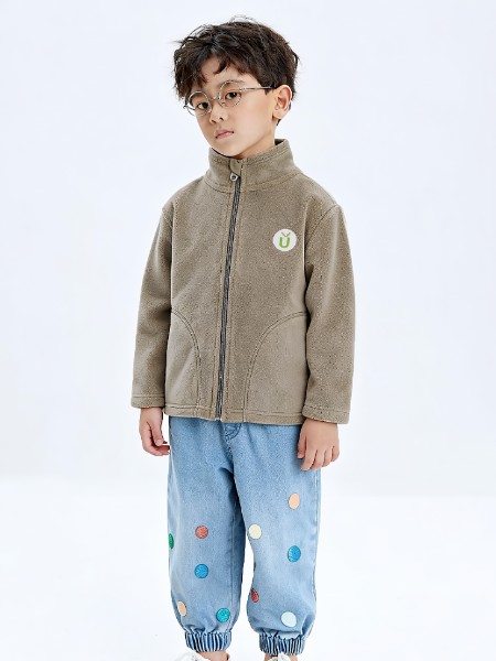 森虎儿童装品牌最新产品展示