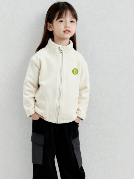 森虎儿童装品牌最新产品展示