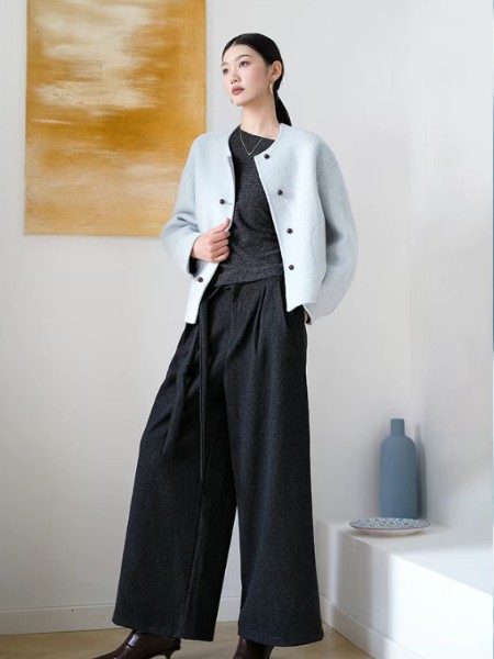 阿凡卓AFZO女装品牌最新产品展示