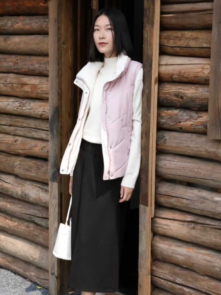 加盟荣子女装有什么政策?要加盟费吗?