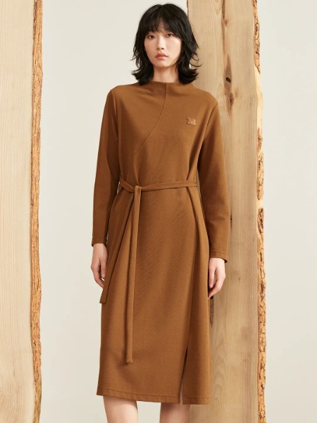 必然(ANY-ALL)女装品牌2025秋季最新产品展示