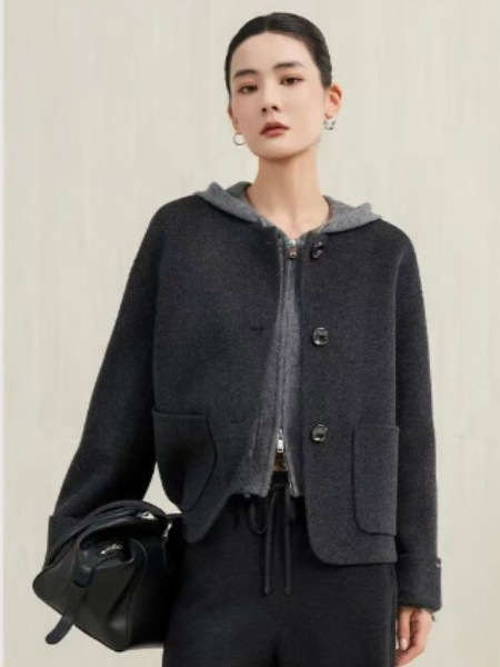 西纳维思(Swelnus)女装品牌2025最新产品展示