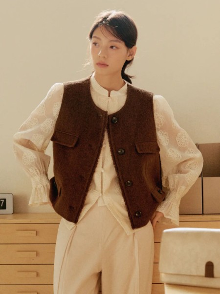 费依(FAY FAYEE)女装品牌2025最新产品展示