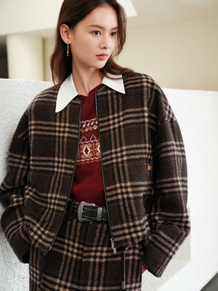 EP雅莹(EP)女装品牌2025最新产品展示