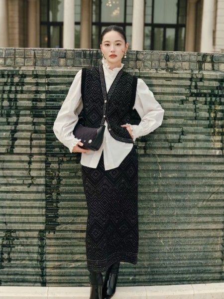 EP雅莹(EP)女装品牌2025最新产品展示