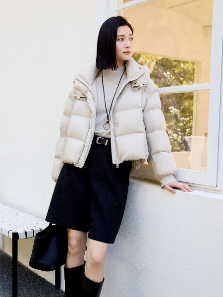 西纳维思(Swelnus)女装品牌2025最新产品展示