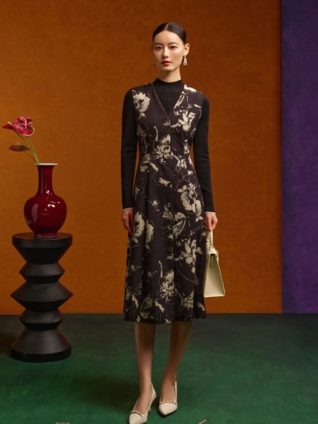 CHICHY女装品牌2025最新产品展示