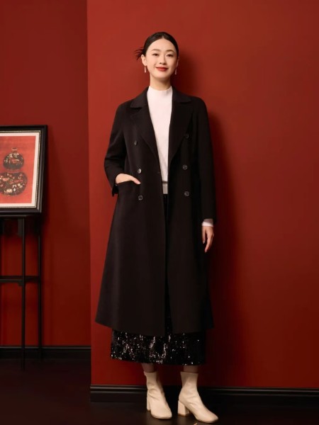 CHICHY女装品牌2025最新产品展示