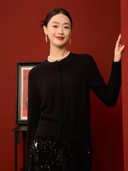 CHICHY女装品牌2025最新产品展示