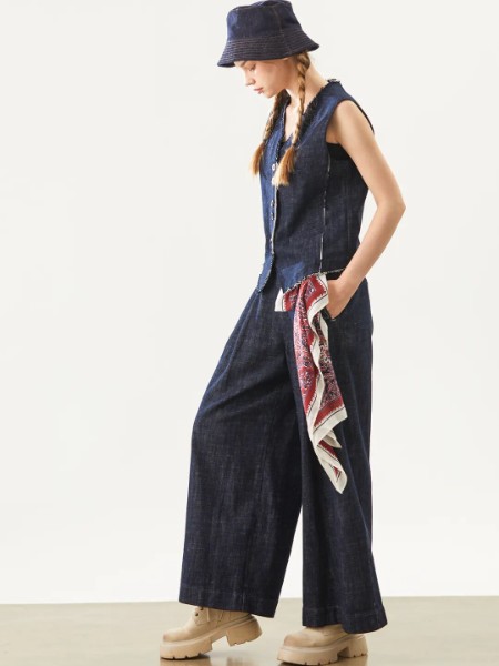 树生活女装品牌2025秋冬最新产品展示