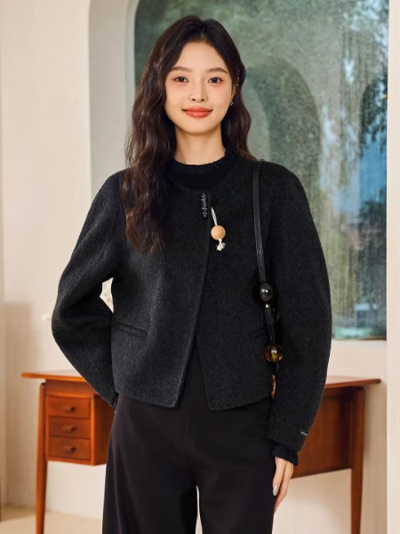 费依(FAY FAYEE)女装品牌2025最新产品展示