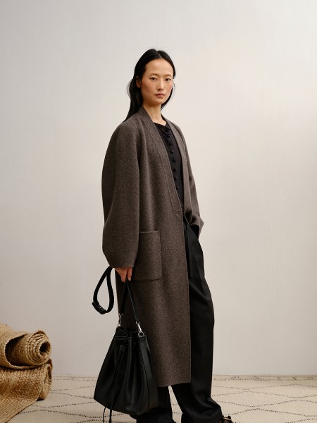 Less.女装品牌2025最新产品展示