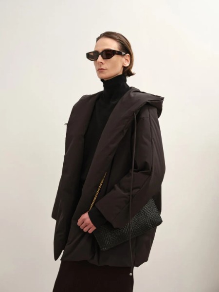 Less.女装品牌2025最新产品展示