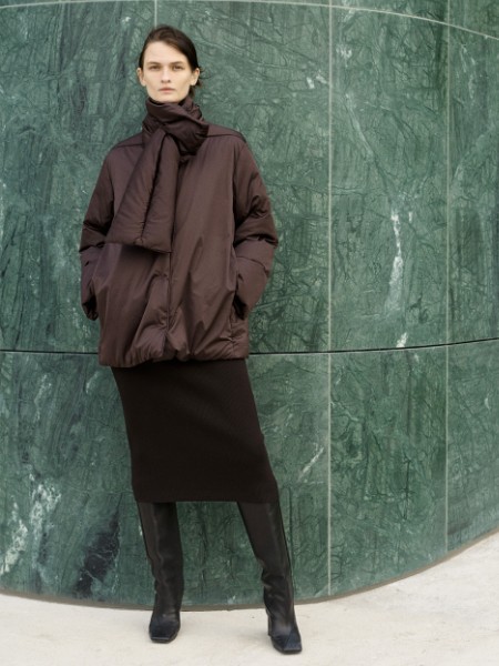 Less.女装品牌2025最新产品展示