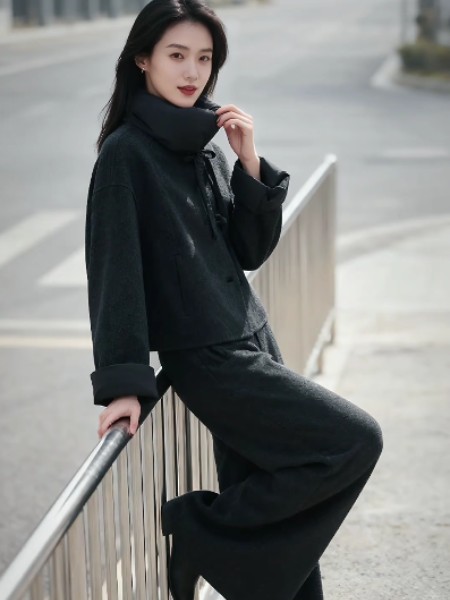 婕依妮女装品牌2025冬季最新产品展示