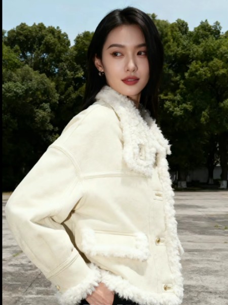 婕依妮女装品牌2025冬季最新产品展示