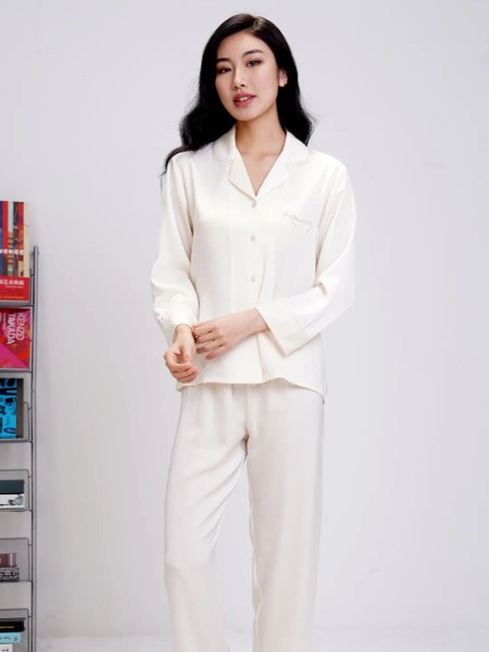 百分百感觉内衣睡衣品牌2025最新产品展示