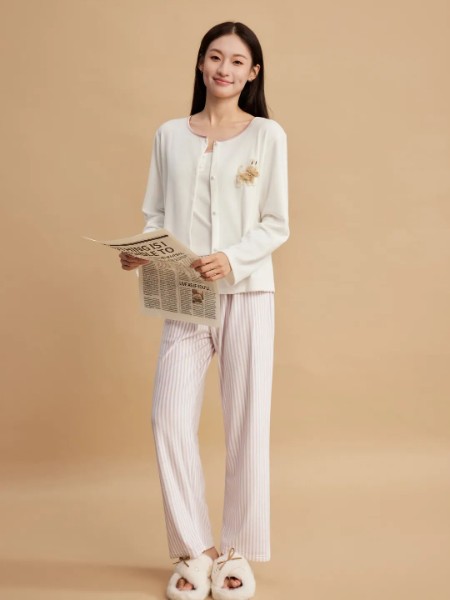 艾詩塔內衣睡衣品牌2025最新產品展示