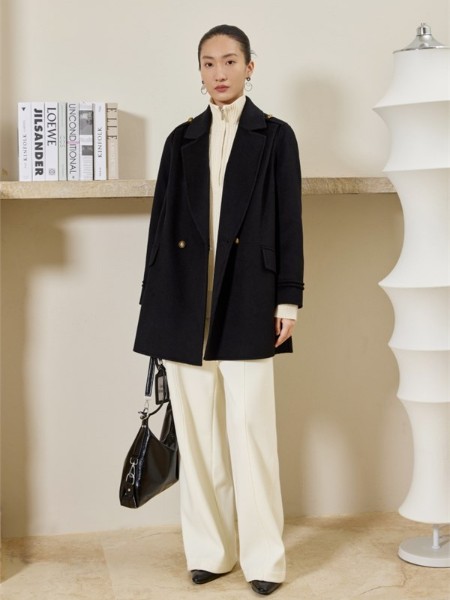 城市格调(URBANFORM)女装品牌2025最新产品展示