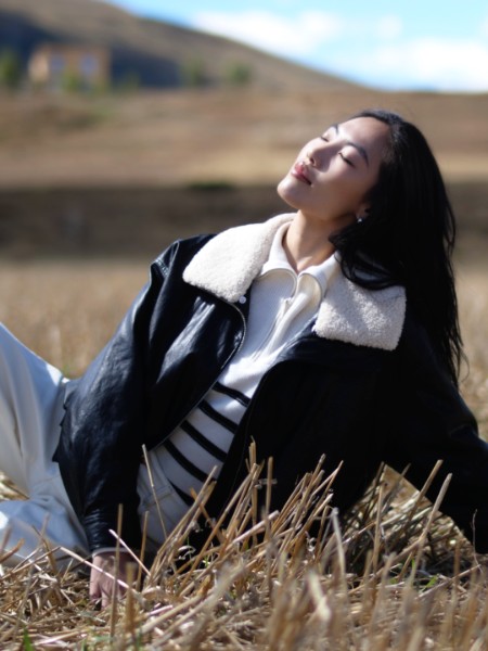 迪赛尼斯(DESIGNICE)女装品牌2025最新产品展示