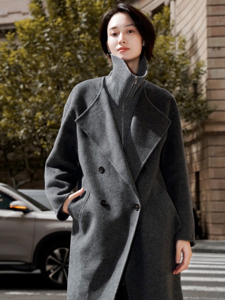 迪赛尼斯(DESIGNICE)女装品牌2025最新产品展示