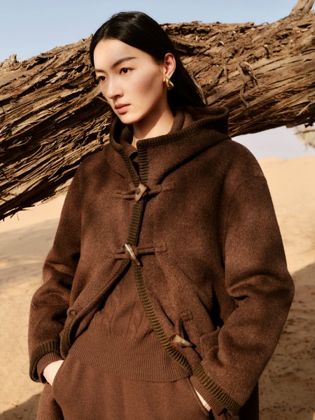 迪赛尼斯(DESIGNICE)女装品牌2025最新产品展示