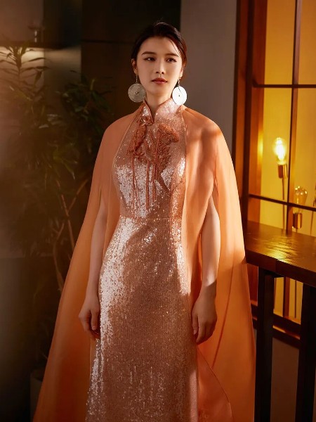 粉蓝时尚(BBLLUUEE)女装品牌2025最新产品展示