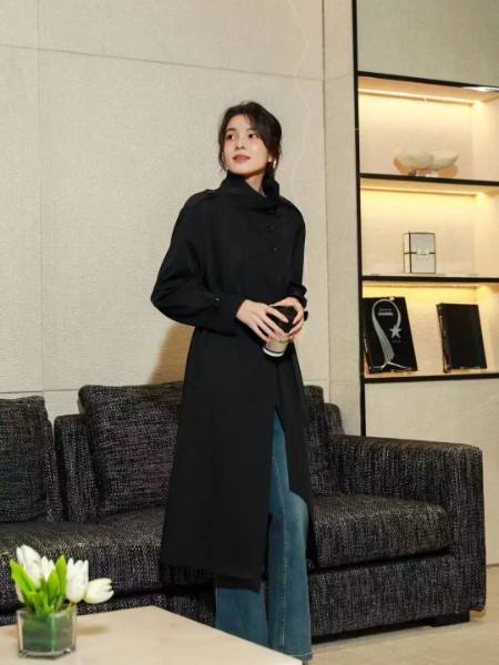 伯妮斯茵BEENIEELEN女装品牌2025最新产品展示