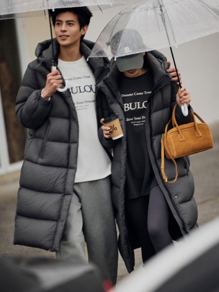 允硕(YUNSHUO)女装品牌2025冬季最新产品展示