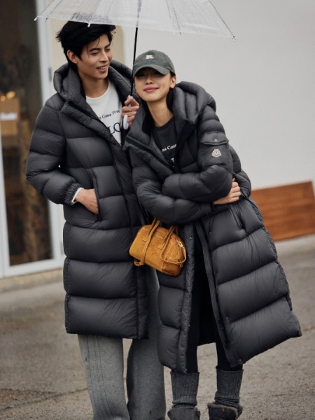 允硕(YUNSHUO)女装品牌2025冬季最新产品展示