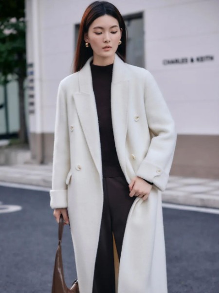 YXZ尤西子(YXZ)女装品牌2025秋冬季最新产品展示