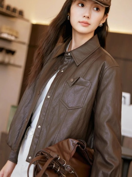 YXZ尤西子(YXZ)女装品牌2025秋冬季最新产品展示